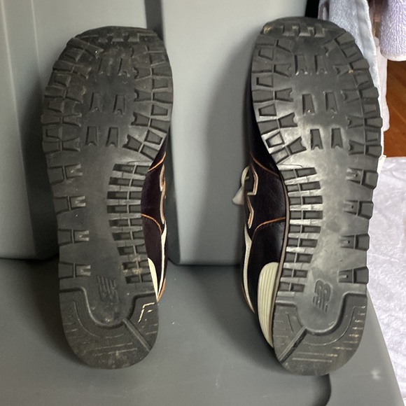 Please have only been worn a few times - Picture 2 of 3